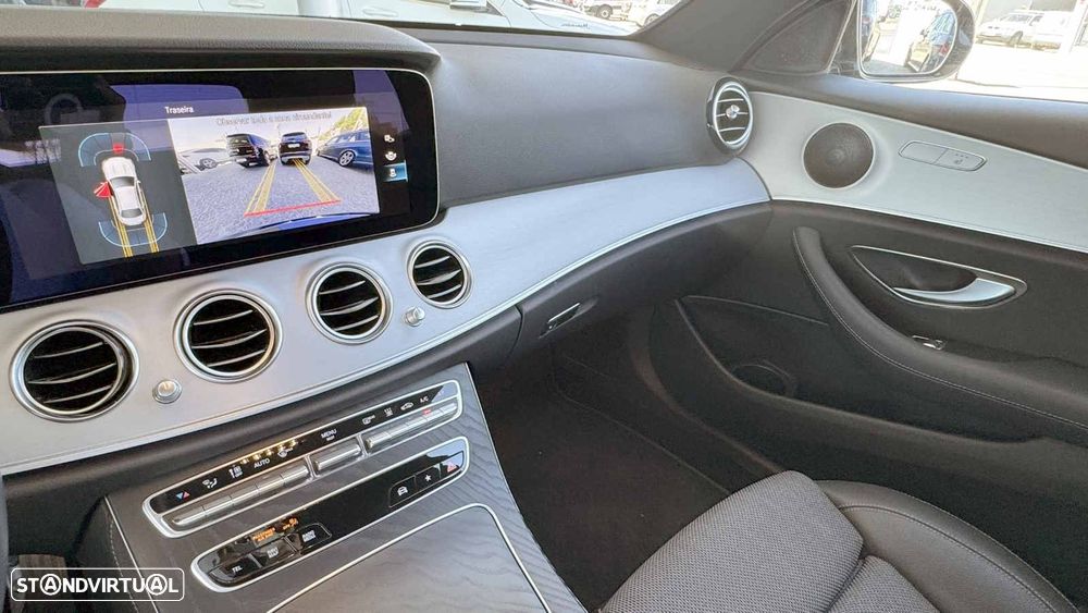 Mercedes-Benz E 300 de Avantgarde - 5