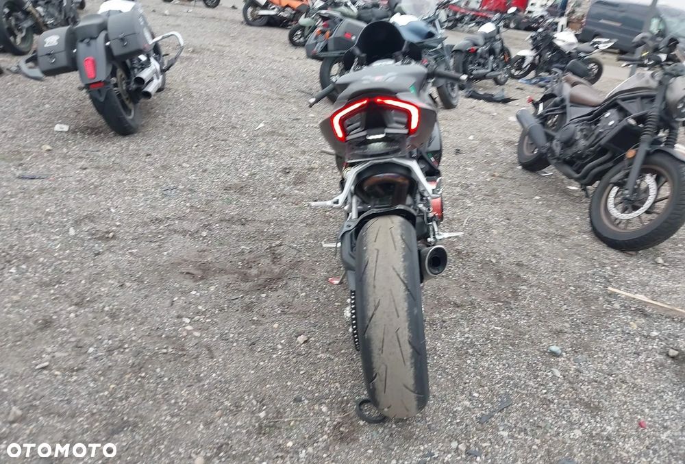 Ducati Panigale V2 - 6