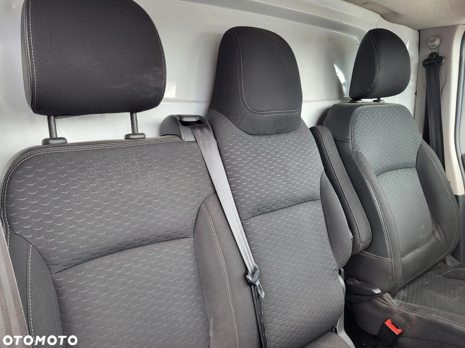 Opel VIVARO - 11