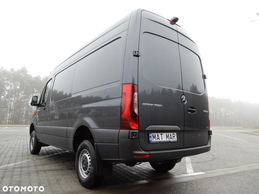 Mercedes-Benz Sprinter 319 CDI V6 3.0 CDI 190 KM Automat 7G-Tronic 4X4 Chłodnia -30*C Agregat Chłodniczy Rozstaw Osi 3665 mm Ładowność 1067 Kg WZMACNIANY Przebieg 10 Tys Km Jedyny Taki UNIKAT Stan NOWY Jak Z Fabryki POLECAM - 10