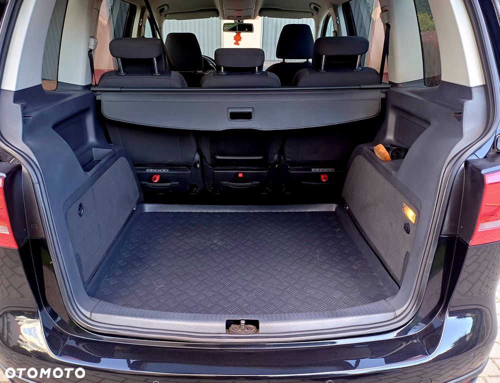 Volkswagen Touran 2.0 TDI DPF Cross Perfectline - 29