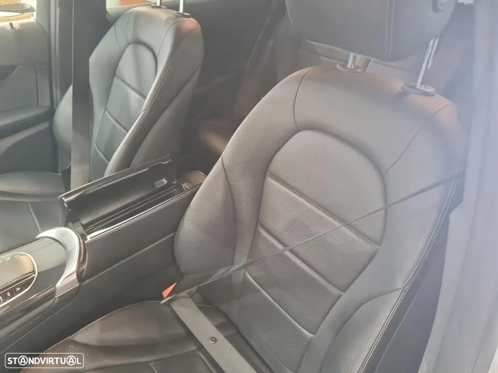 Mercedes-Benz GLC 300 e Coupé 4Matic - 8