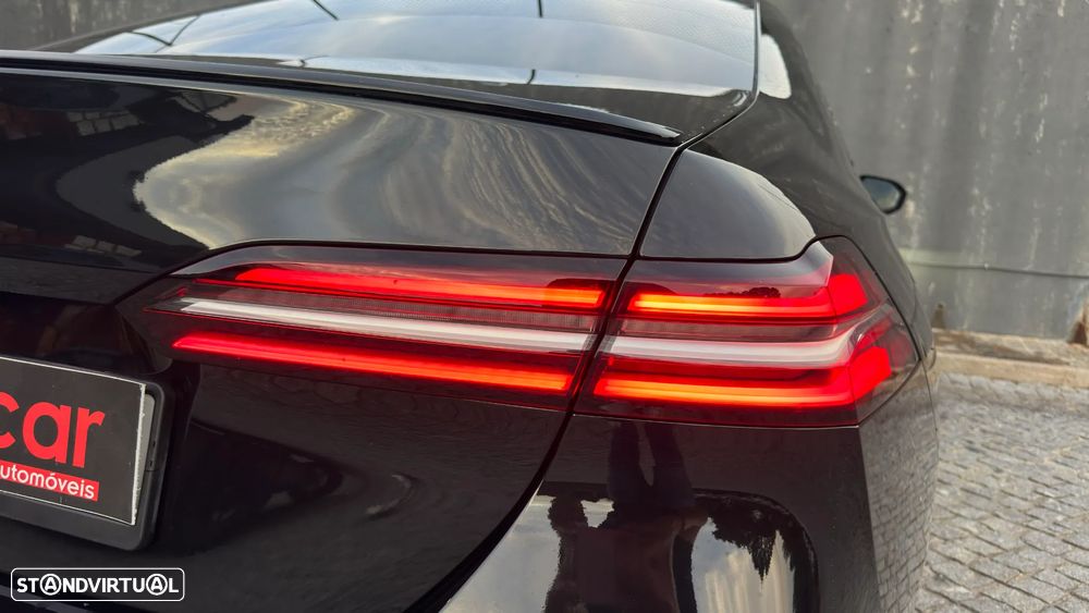 BMW i5 eDrive40 - 42