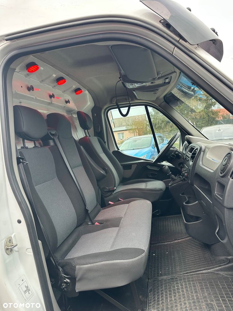 Renault Master - 18