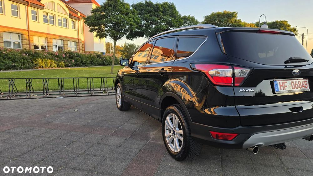 Ford Kuga - 16