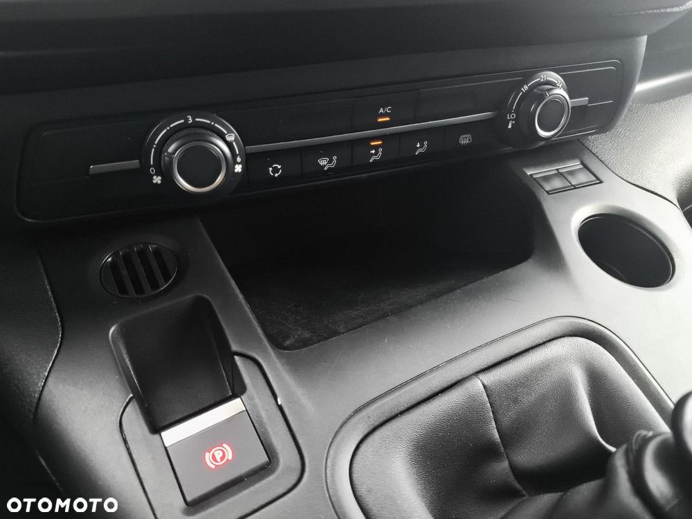 Toyota PROACE CITY - 16