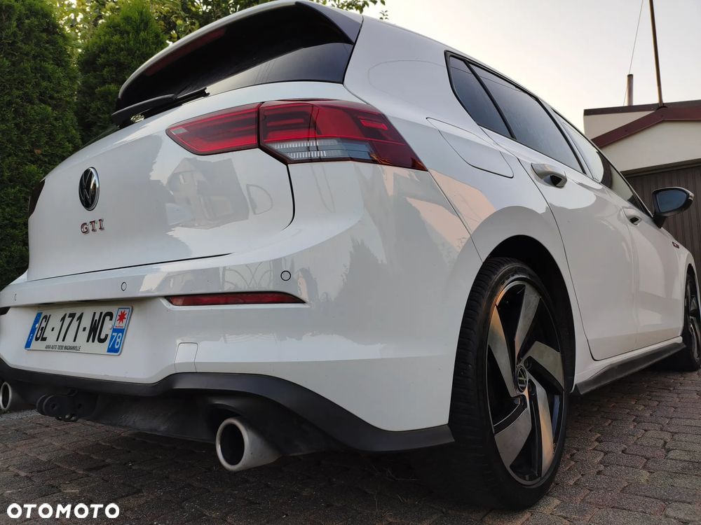 Volkswagen Golf - 13