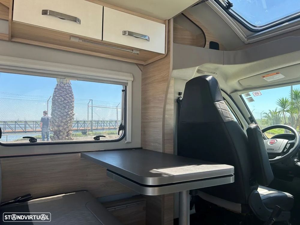 Fiat Ducato Fiat Ducato Carasuite 650 MF | 4 lugares para dormir | Semi-integrada | Totalmente equipada - 15