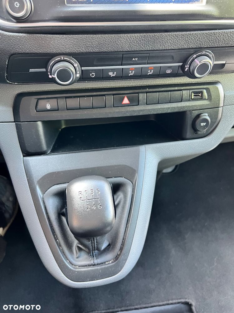 Toyota ProAce - 16