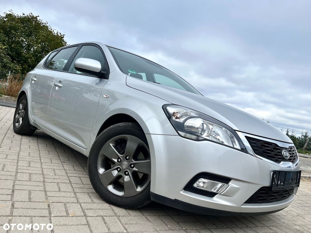Kia Ceed 1.4 CVVT Attract - 8