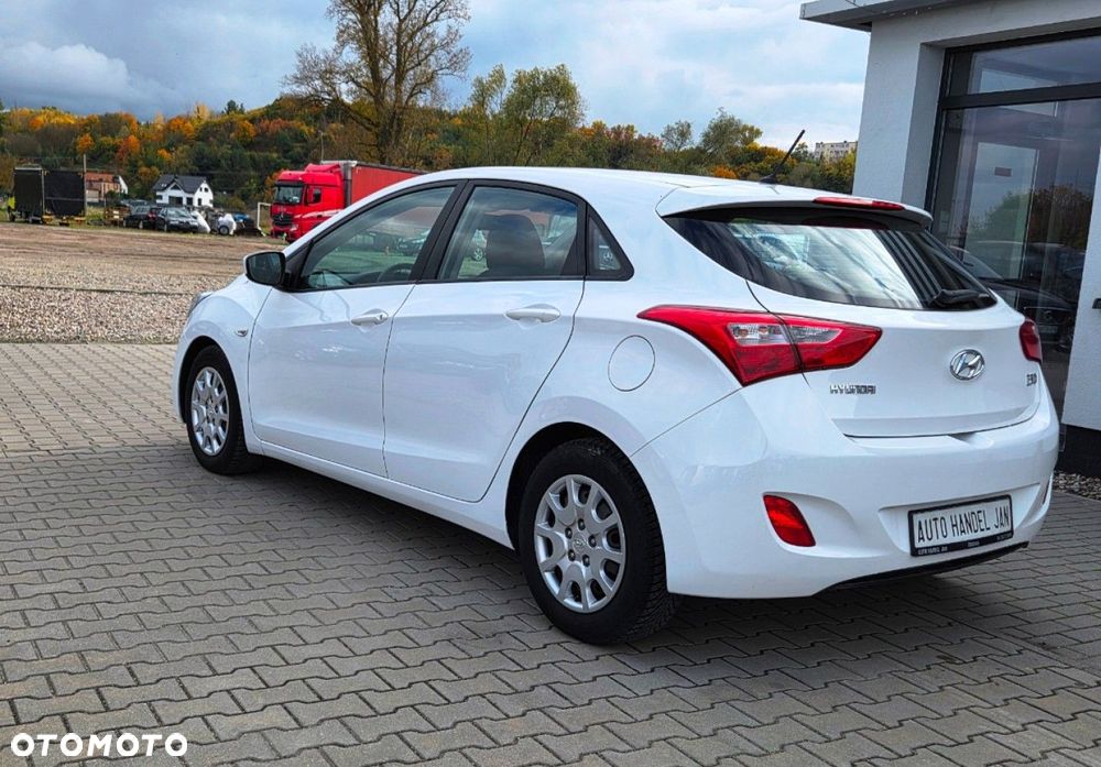 Hyundai i30 - 19