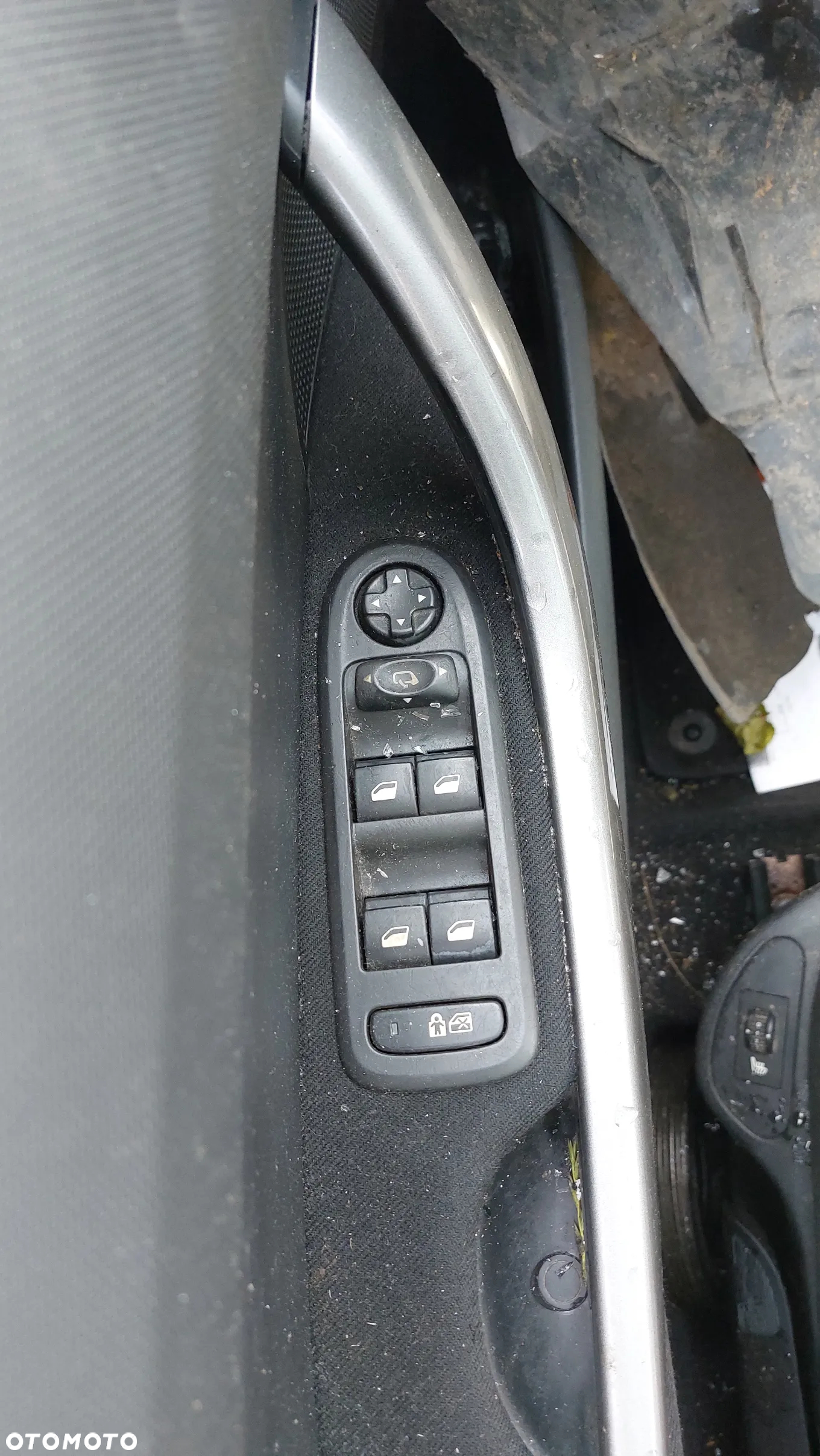 peugeot 308 1,6 D 2008 r na części - 10