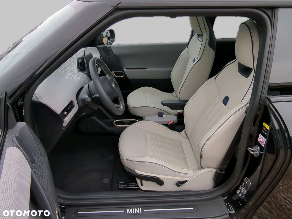 MINI Cooper SE 54.2kWh Linia Favoured - 10
