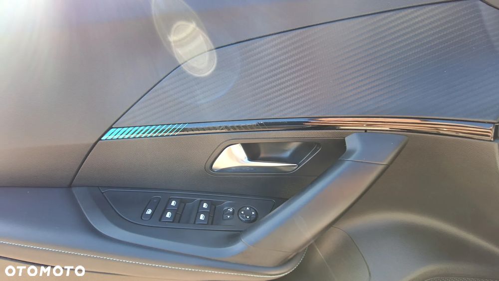 Peugeot 2008 1.2 PureTech Allure Pack S&S EAT8 - 19