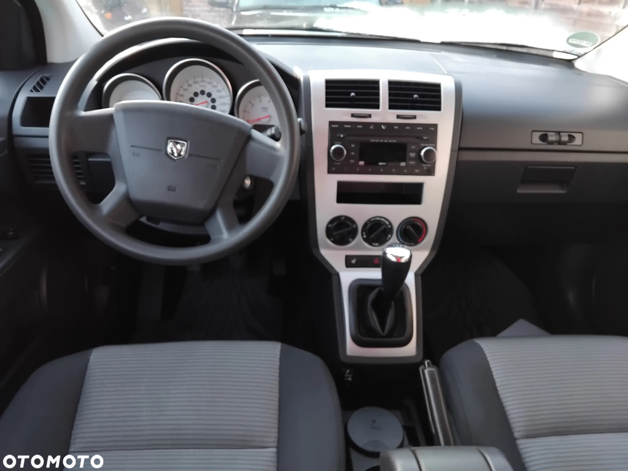 Dodge Caliber 1.8 SXT - 11