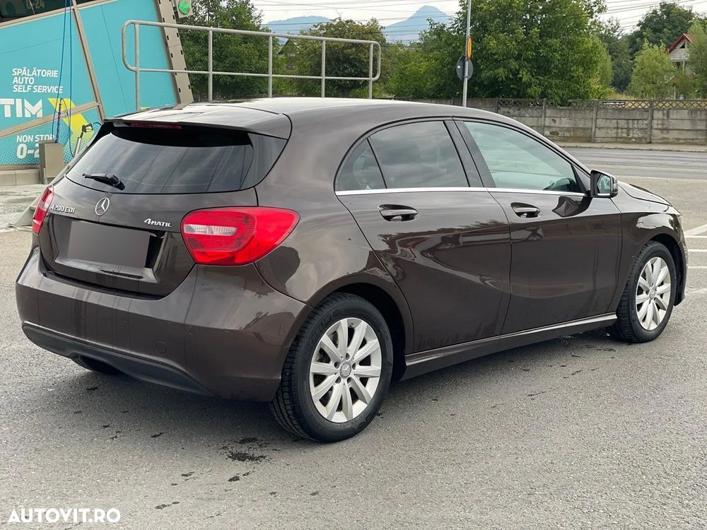 Mercedes-Benz A 200 CDI 4Matic Aut. - 21