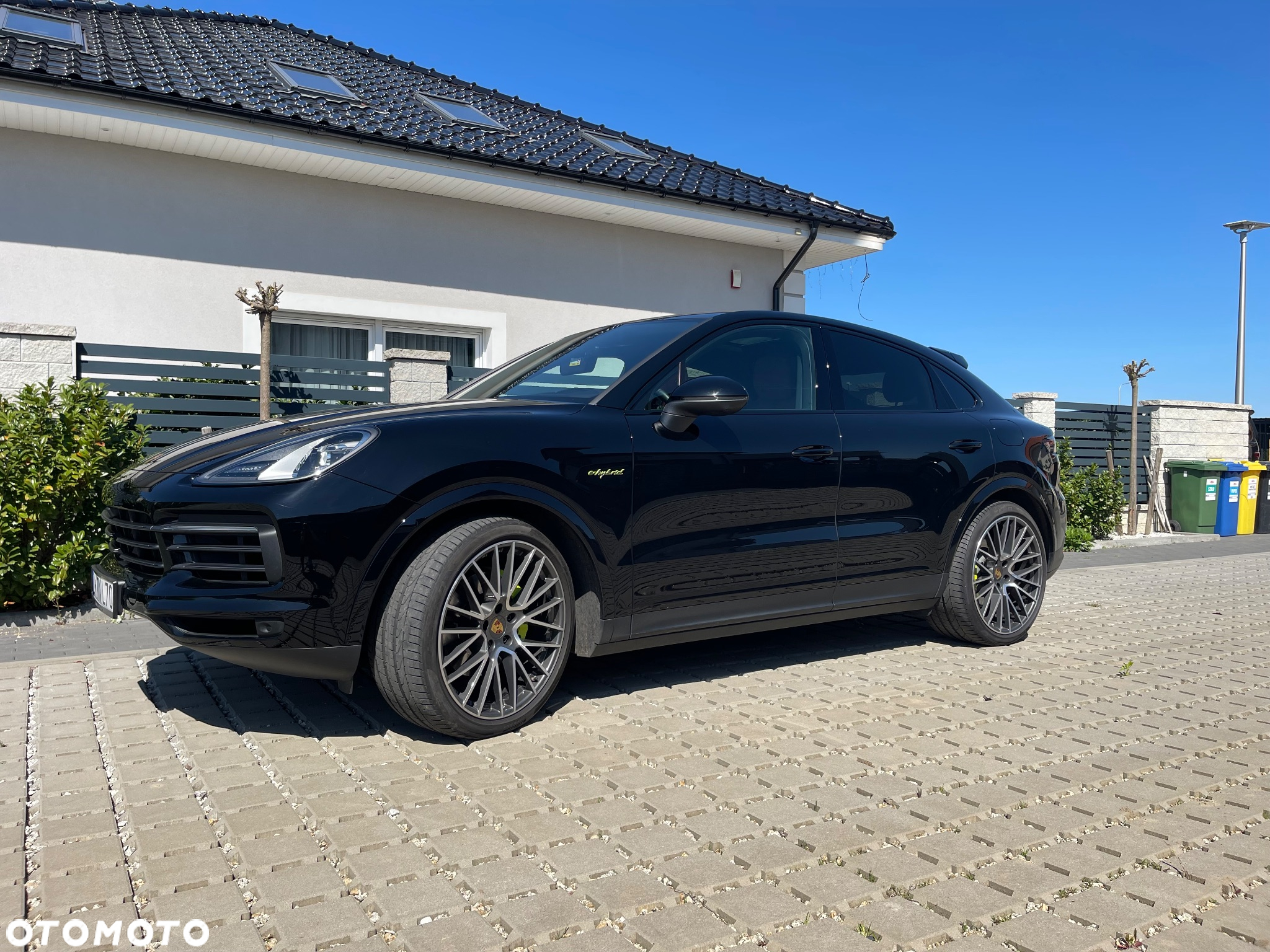 Porsche Cayenne Coupe Platinum Edition - 3