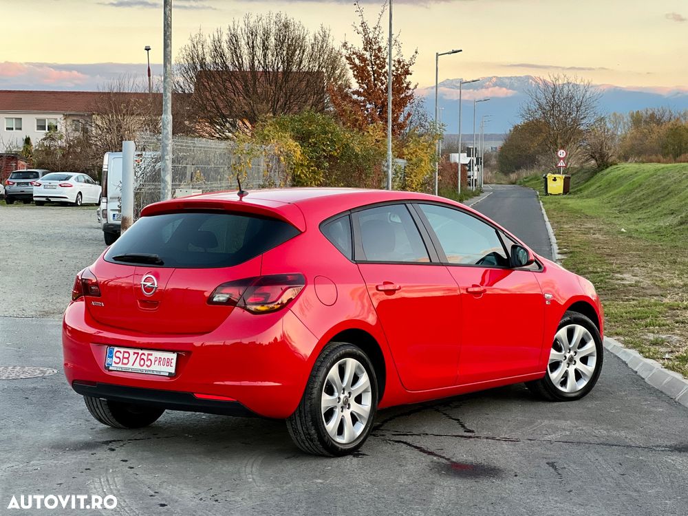 Opel Astra 1.6 Sport - 2
