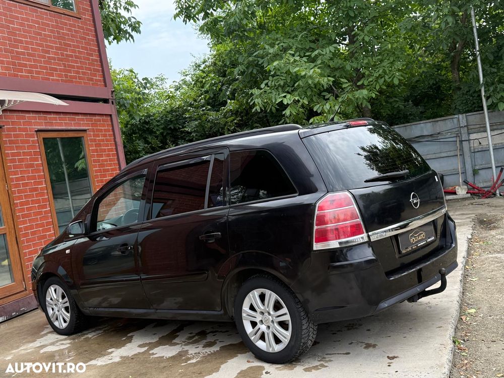 Opel Zafira 1.9 CDTI - 4