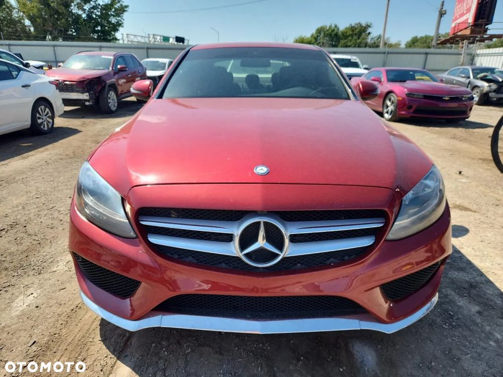 Mercedes-Benz Klasa C 300 9G-TRONIC - 5