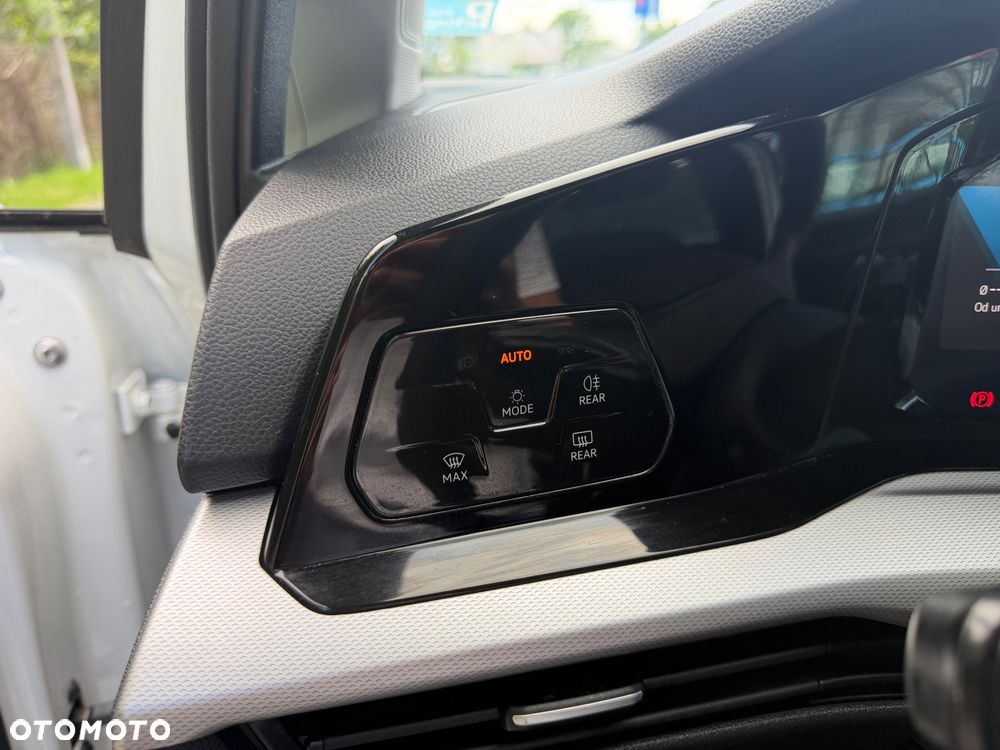 Volkswagen Golf 1.0 TSI - 20