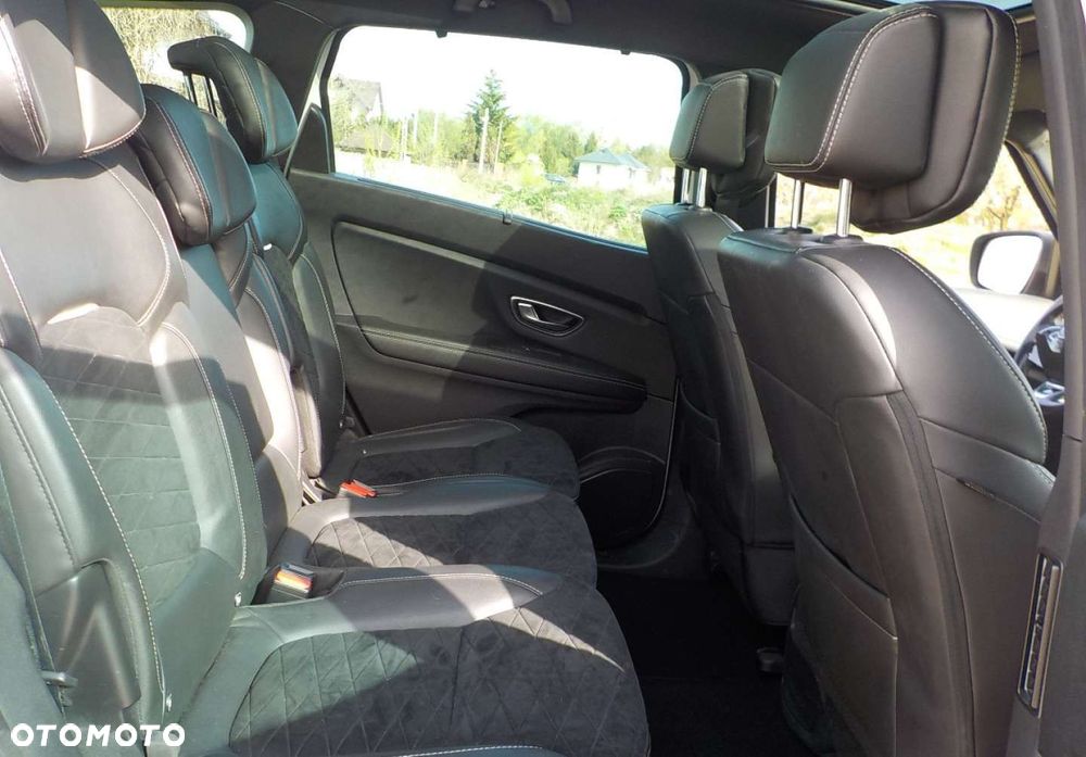 Renault Grand Scenic - 18