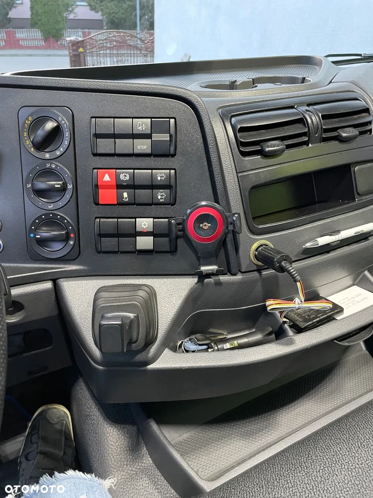 Mercedes-Benz Atego - 15