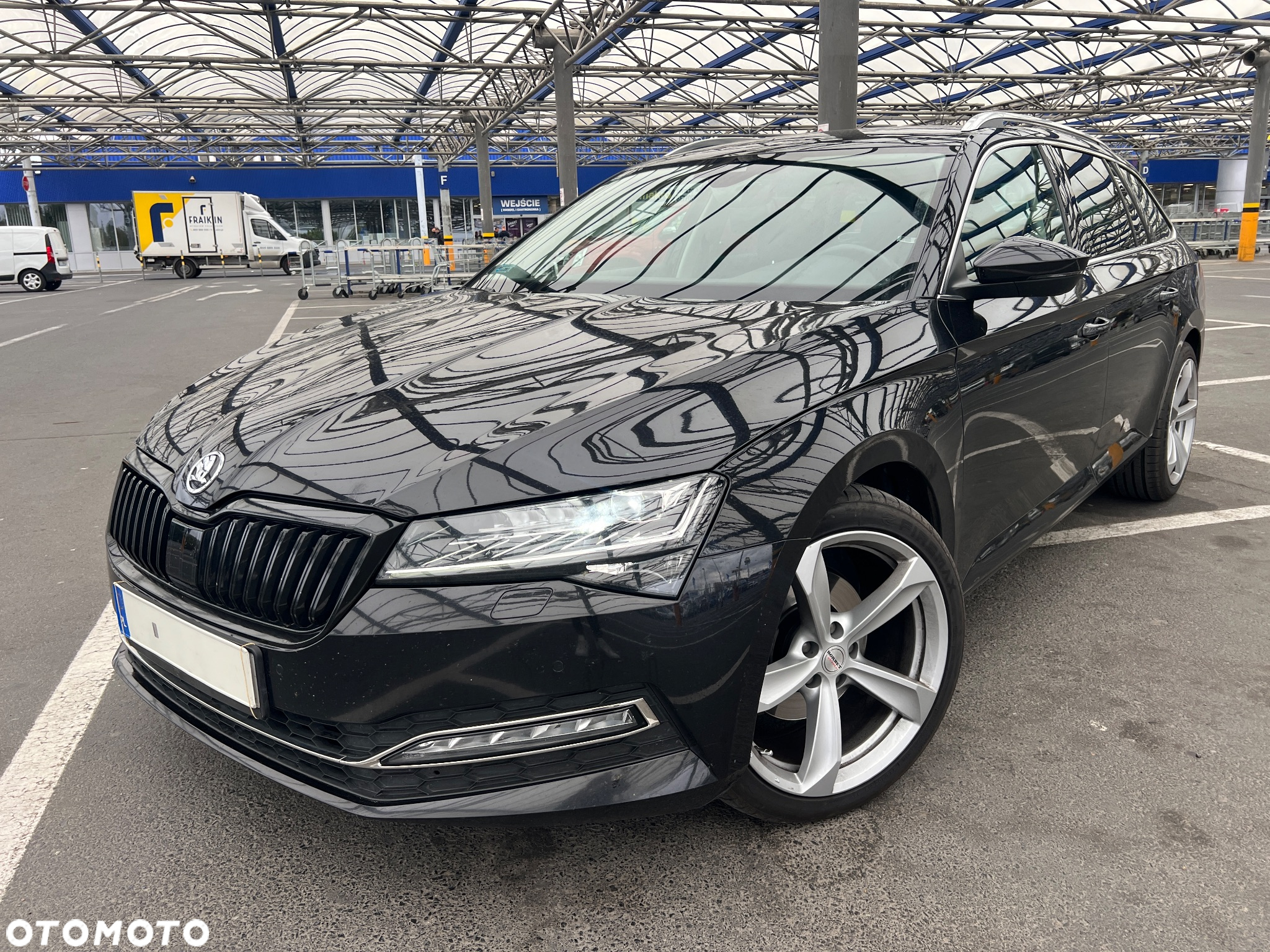 Skoda Superb 2.0 TDI SCR Style DSG - 18