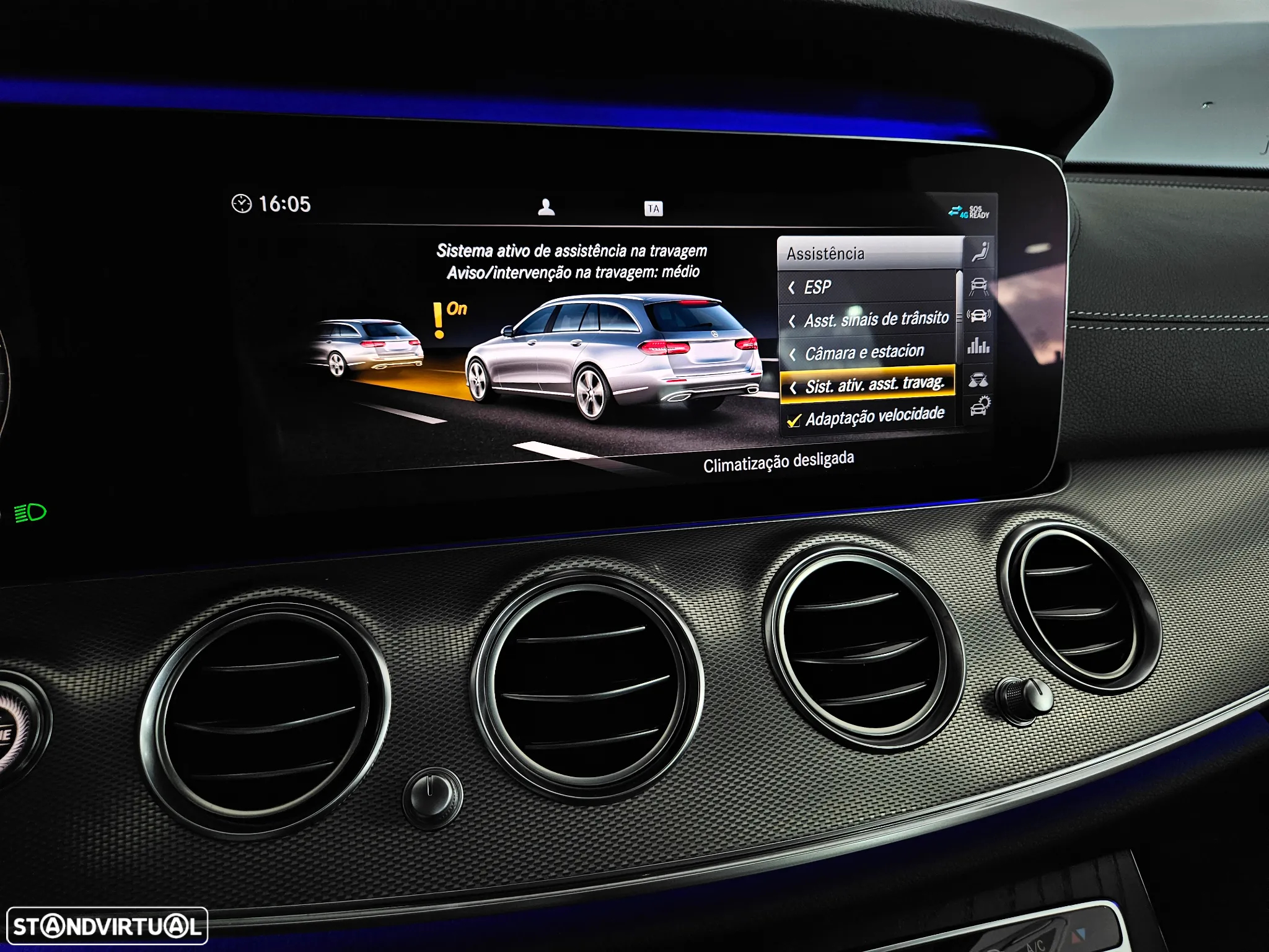 Mercedes-Benz E 300 d AMG Line - 16