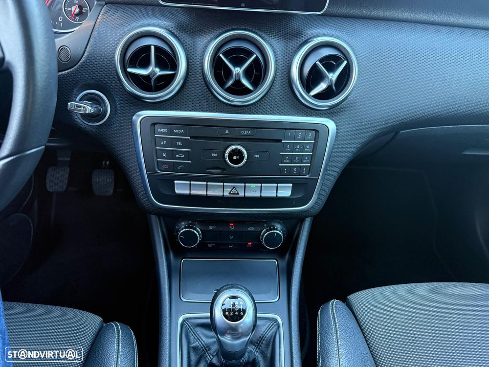 Mercedes-Benz A 180 d Style - 23