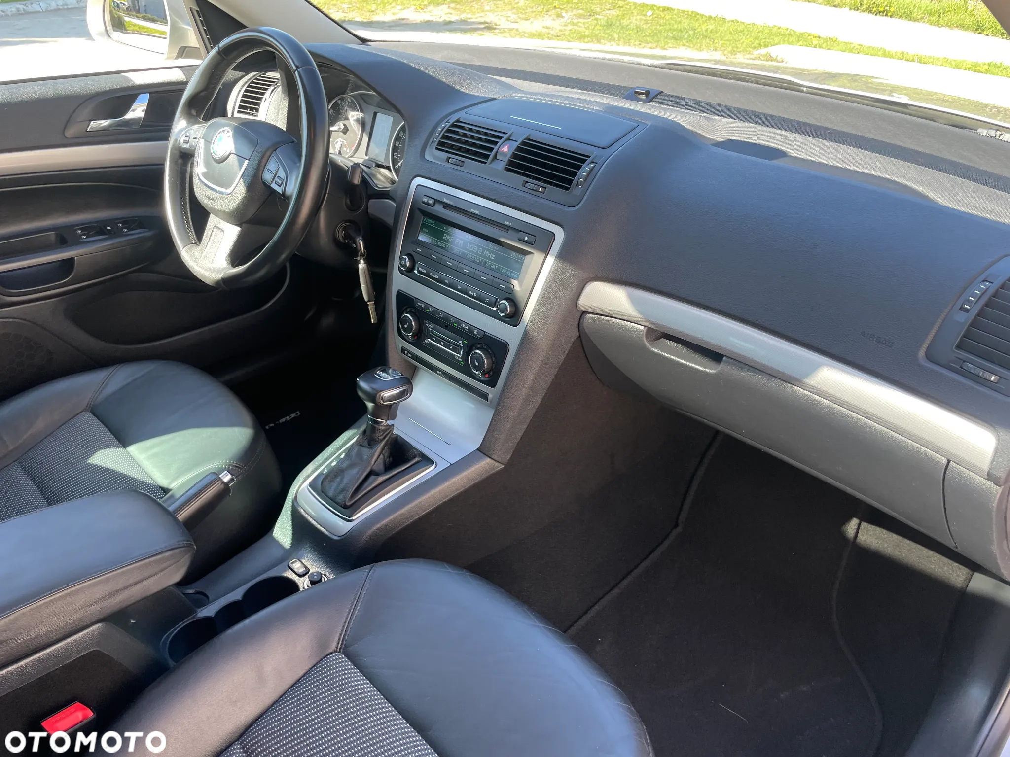 Skoda Octavia 1.8 TSI DSG Elegance - 22