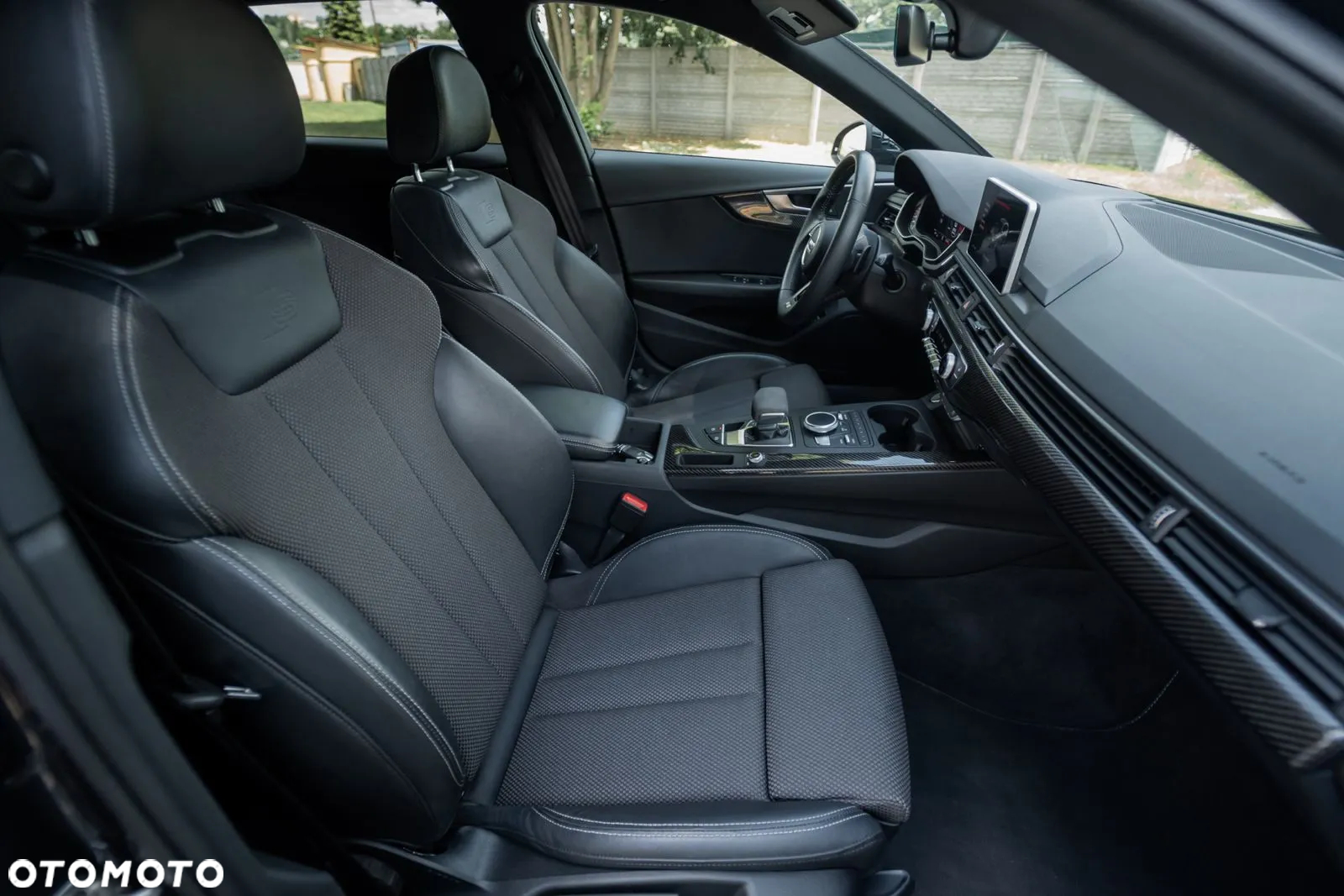 Audi A4 2.0 TDI Sport S tronic - 34