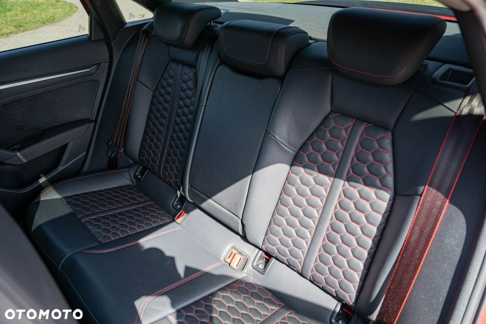 Audi RS3 Limousine - 28