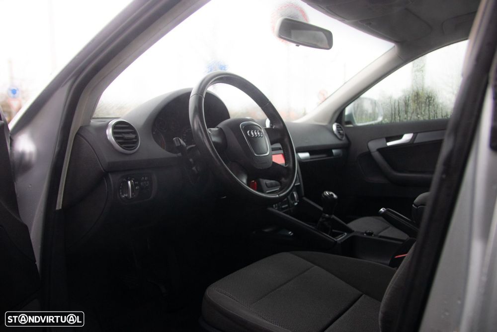 Audi A3 Sportback 1.6 TDI Attraction - 20