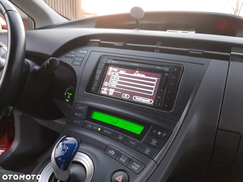 Toyota Prius (Hybrid) Executive - 20