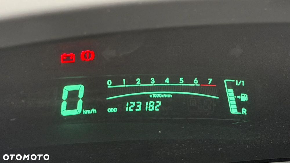 Toyota Yaris 1.3 Luna A/C - 14