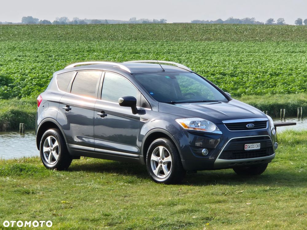 Ford Kuga - 37