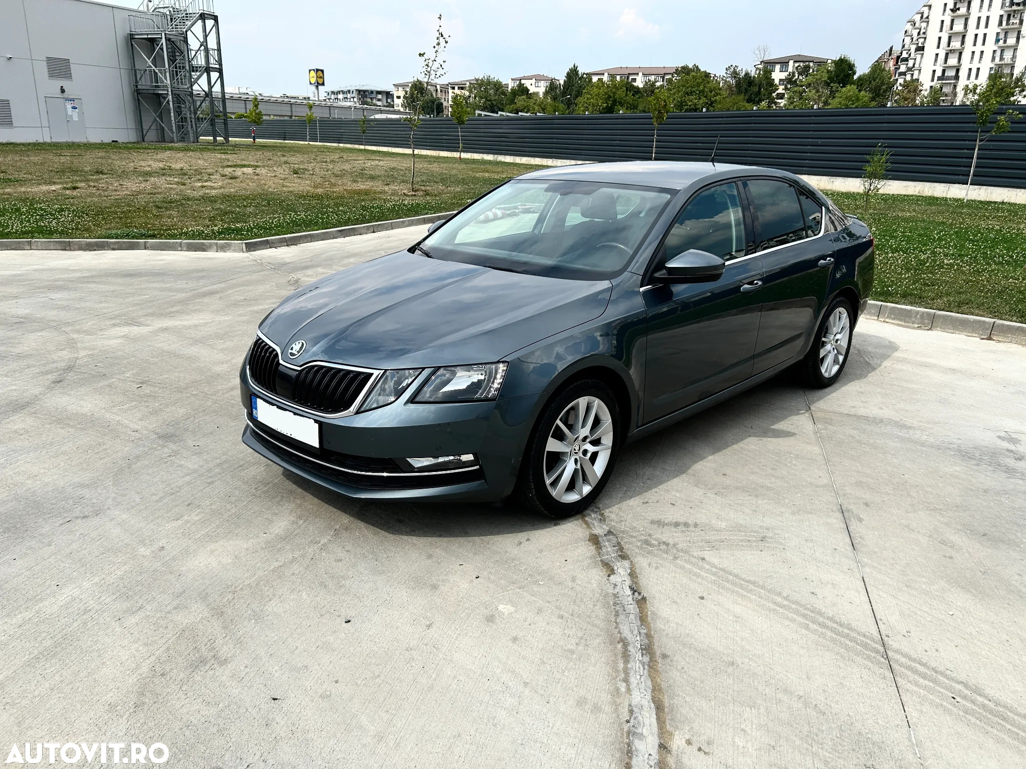 Skoda Octavia 2.0 TSI DSG Ambition - 21