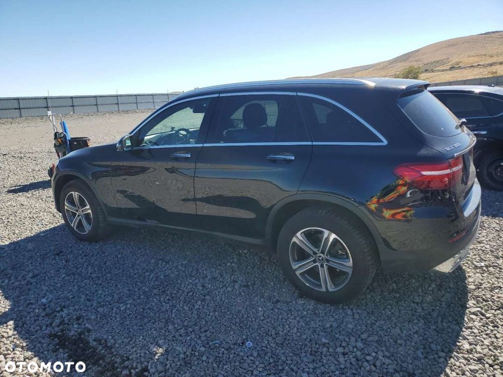 Mercedes-Benz GLC - 3