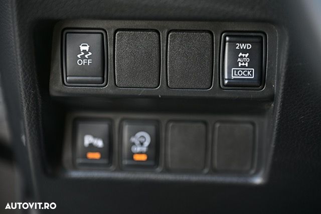 Nissan Qashqai 1.6L dCi Start/Stop 4X4-i Tekna - 39