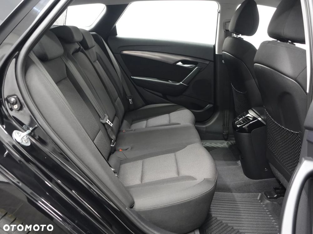 Hyundai i40 1.7 CRDi Comfort - 25