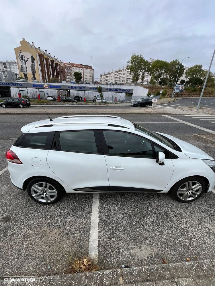 Renault Clio - 8