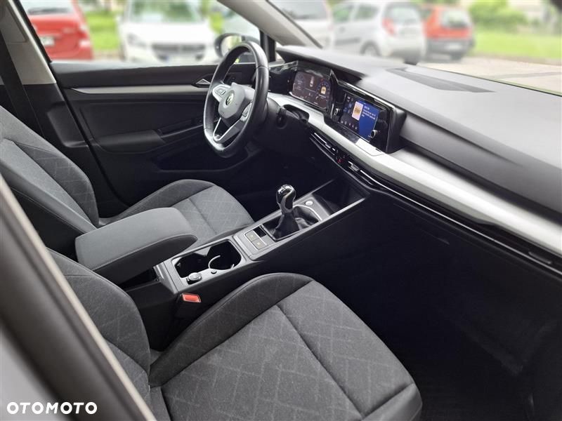Volkswagen Golf - 9