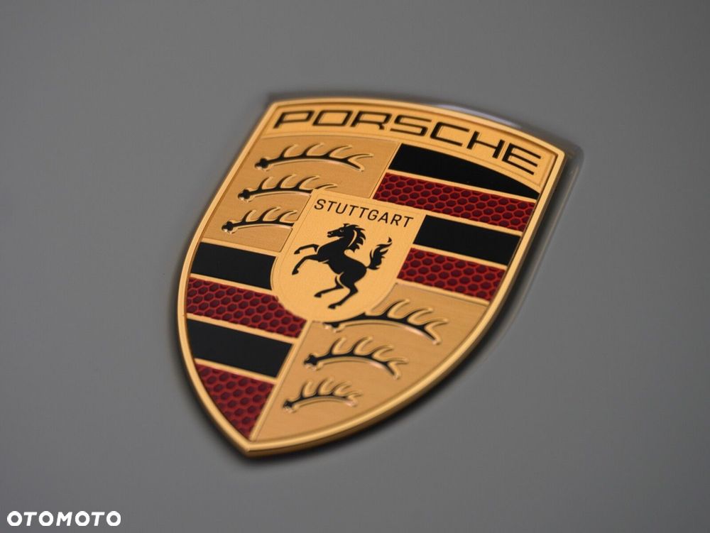 Porsche Cayenne GTS - 9