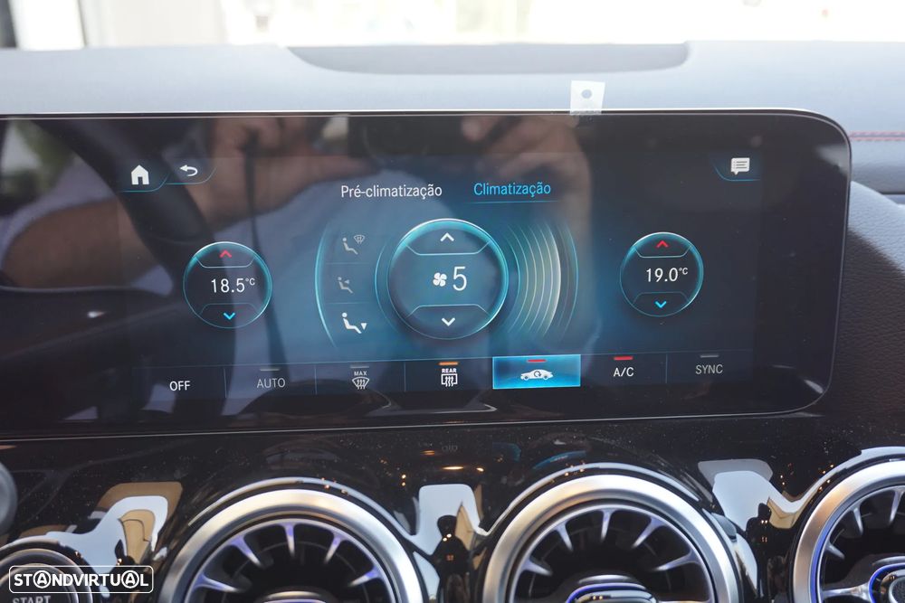 Mercedes-Benz EQA 250 AMG Line - 36