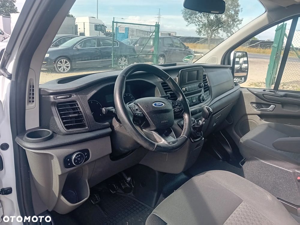 Ford Transit Custom - 17