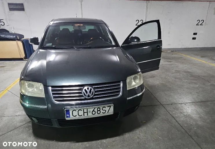 Volkswagen Passat - 2