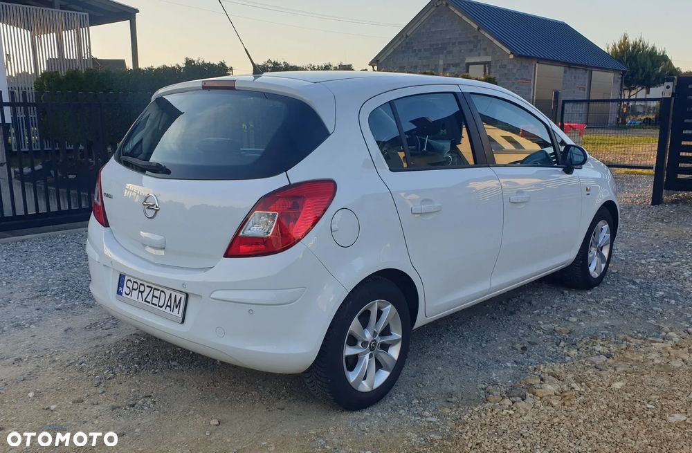 Opel Corsa 1.4 16V Energy - 5