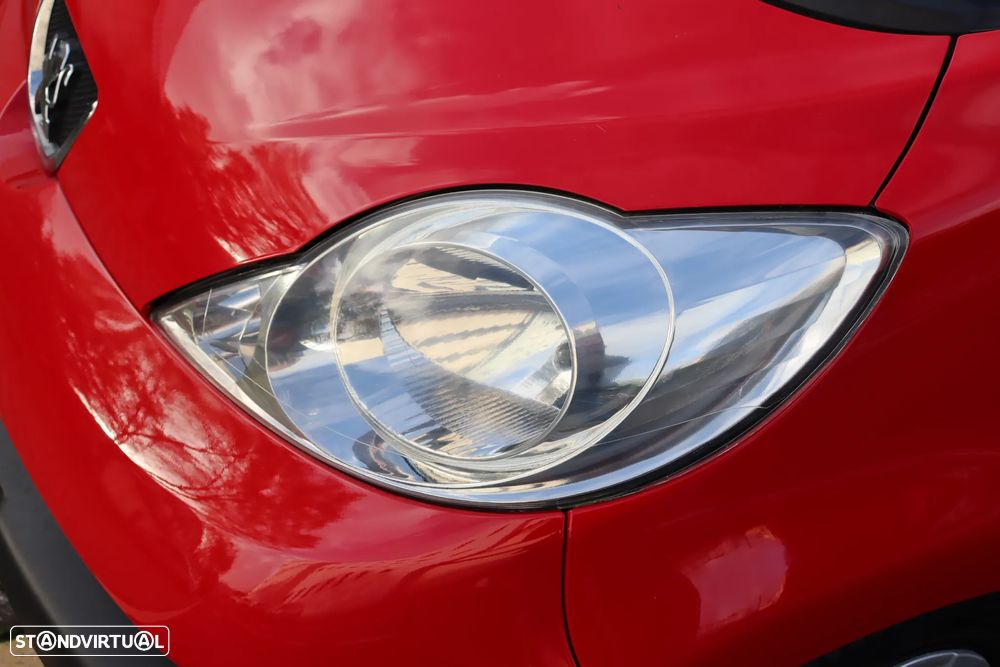 Peugeot 107 1.0 Urban - 28