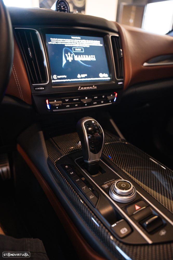 Maserati Levante S Q4 GranLusso - 14